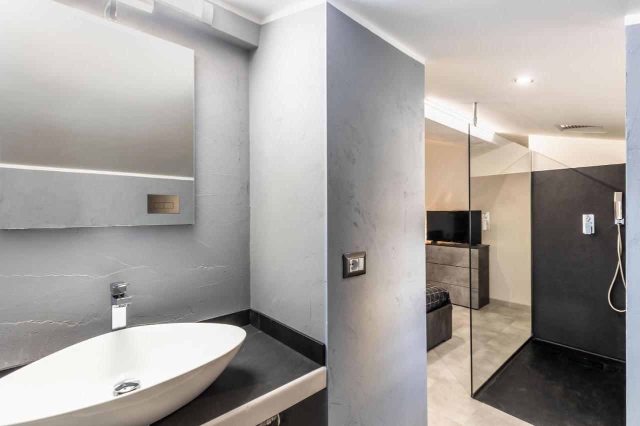 Leisure House Villa อาโวลา ภายนอก รูปภาพ